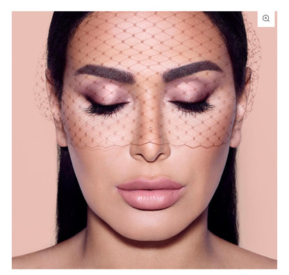 HUDA BEAUTY THE NEW NUDE EYE SHADOW PALETTE