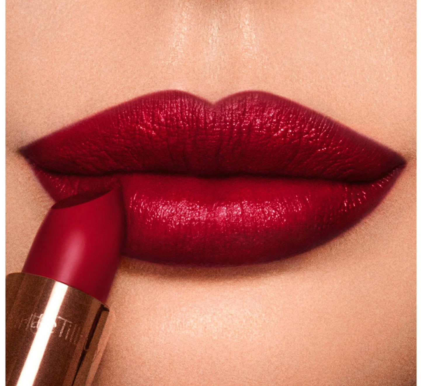 CHARLOTTE TILBURY K.I.S.S.I.N.G night crimson