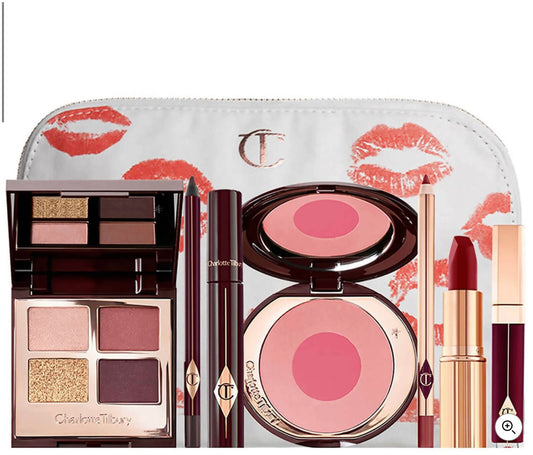 CHARLOTTE TILBURY THE VINTAGE VAMP LOOK light