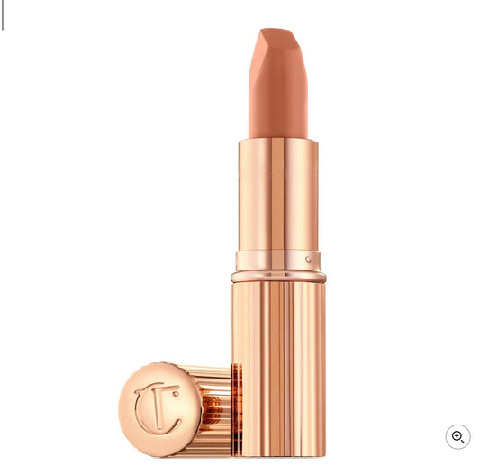 CHARLOTTE TILBURY THE SUPER NUDES cover star