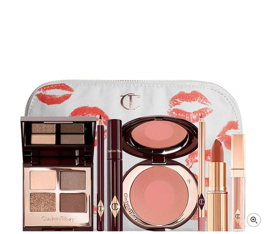 CHARLOTTE TILBURY THE GOLDEN GODDESS LOOK light